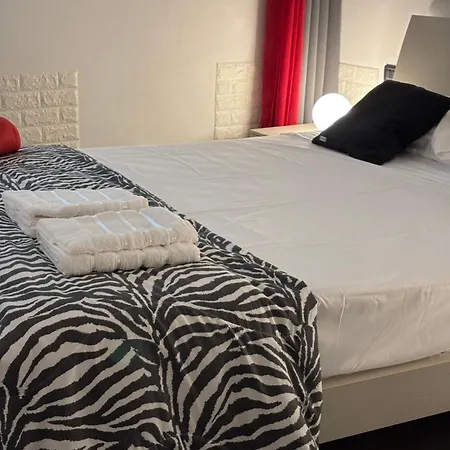 L' Asinello House Wifi Parking Daire