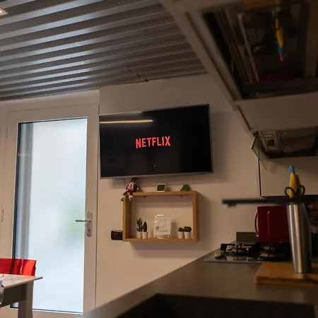 L' Asinello House Wifi Parking アパート Carate Urio
